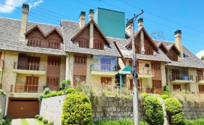 Apartamento no centro de Gramado próximo a rua coberta